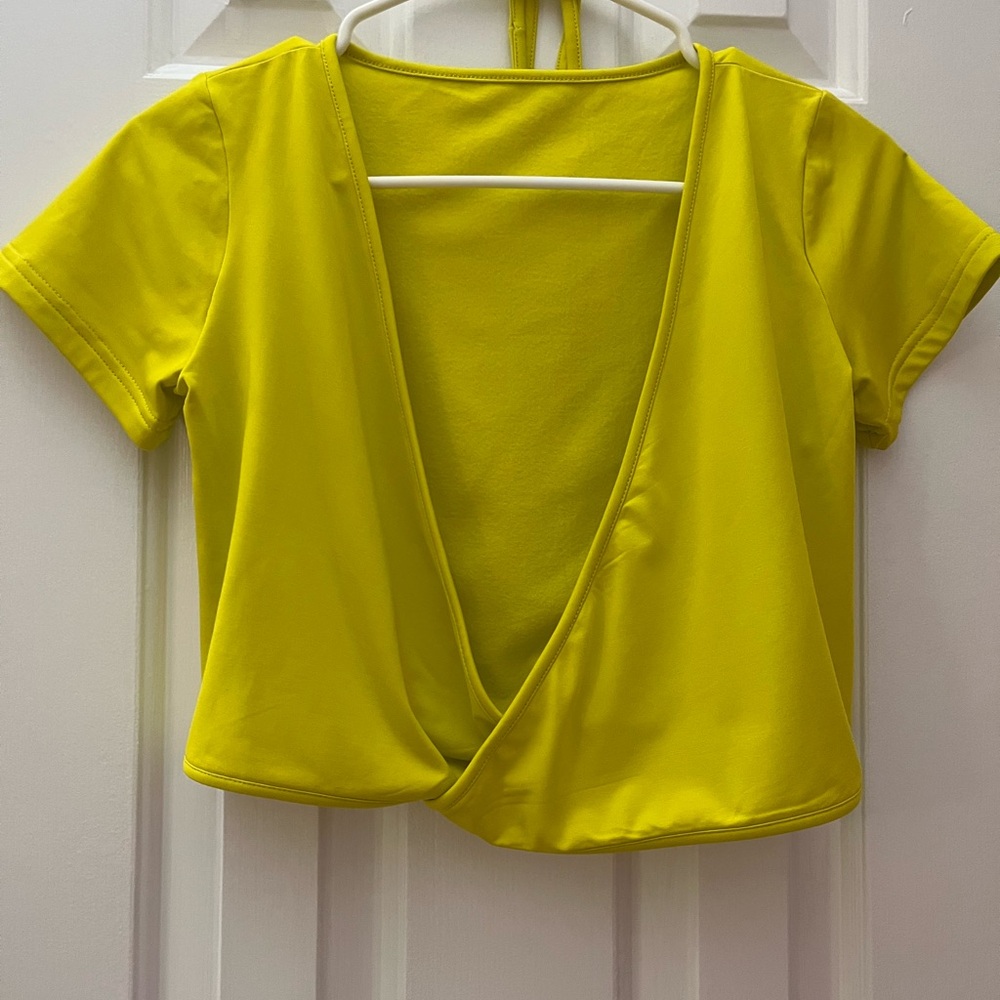 Chic Yellow V-Neck Blouse